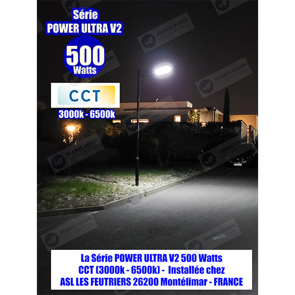 Lampadaire solaire extérieur de rue / parking - Série POWER ULTRA V2 CCT (Couleur Changeante en Température) - Rendu Lumineux 500 Watts - 2400 Lumens - Angle 140*70° - IP66 - 69 x 27 x 7 cm - Télécommande - Détecteur de mouvement - Tube d’insertion 45 mm